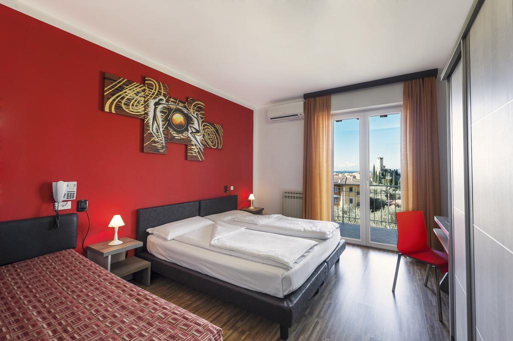 Hotel Garni Ischia Malcesine Pokoj fotografie